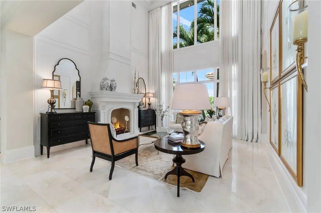 2225 Miramonte Court Naples FL 34105