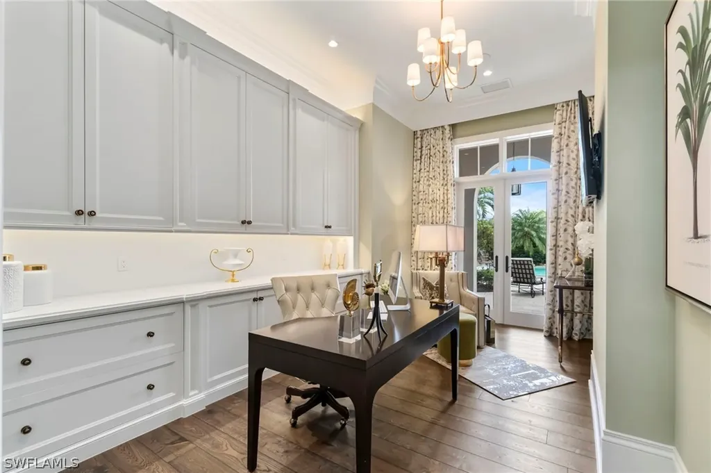 2225 Miramonte Court Naples FL 34105