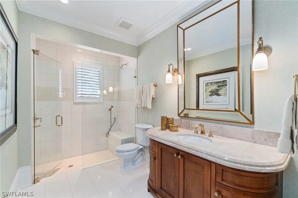 2225 Miramonte Court Naples FL 34105
