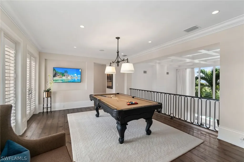 2225 Miramonte Court Naples FL 34105