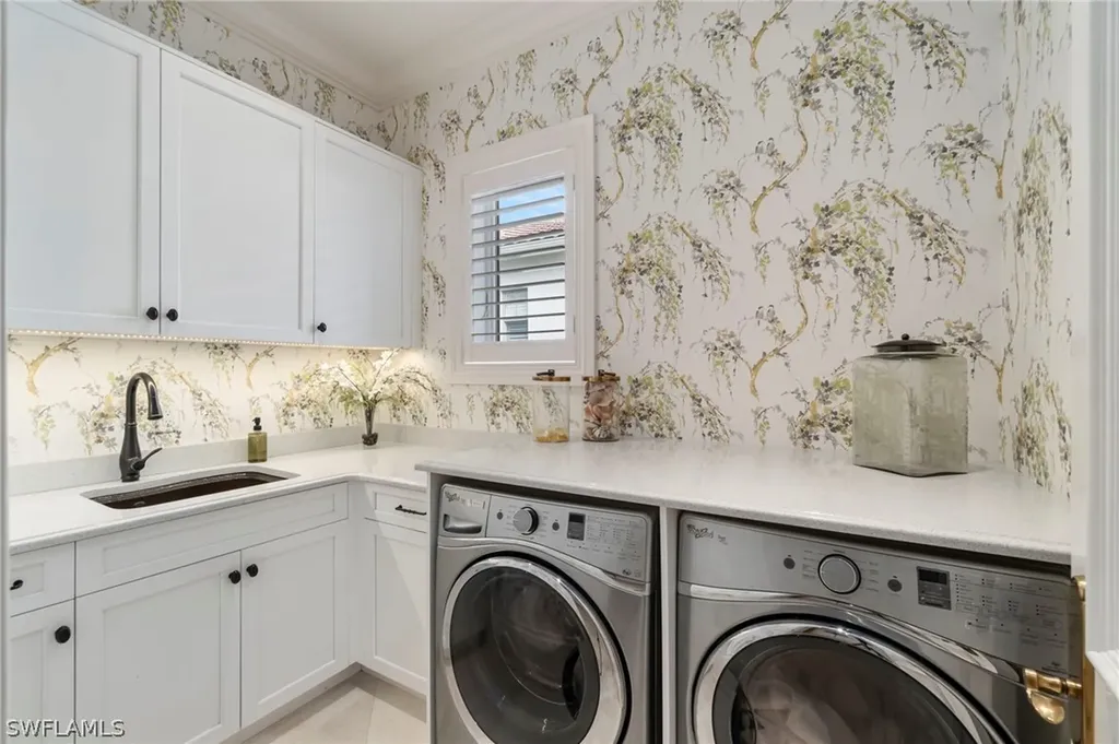 2225 Miramonte Court Naples FL 34105