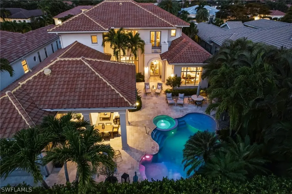 2225 Miramonte Court Naples FL 34105