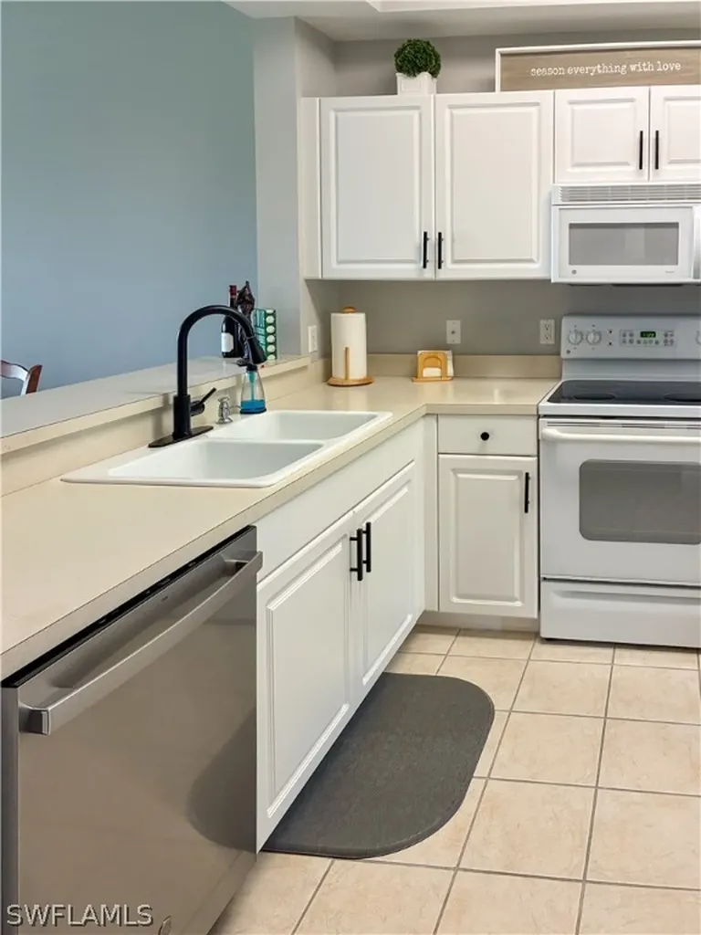 3970 Loblolly Bay Drive Naples FL 34114