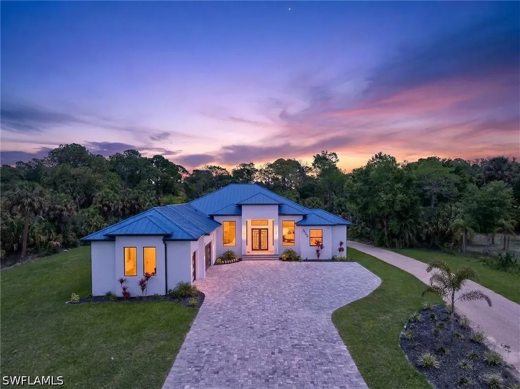 522 17th Street SW Naples FL 34117