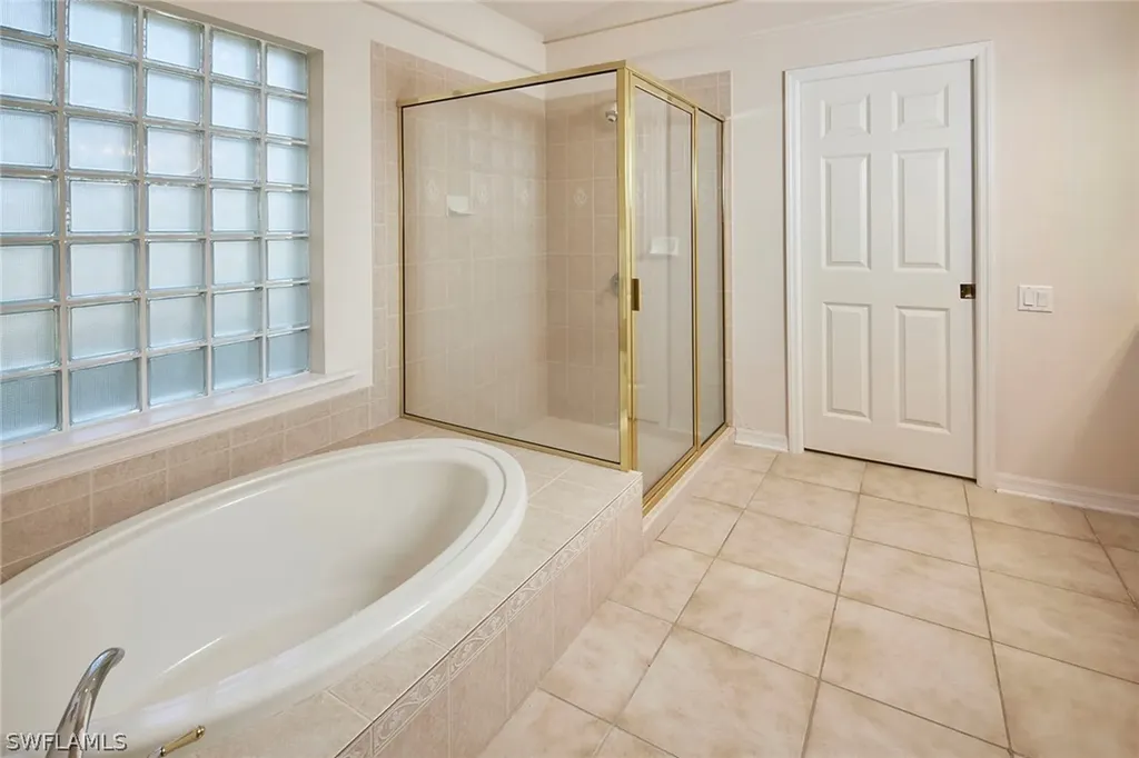 9301 Troon Lakes Drive Naples FL 34109