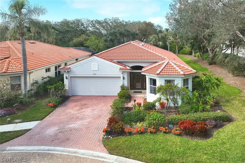 9301 Troon Lakes Drive Naples FL 34109