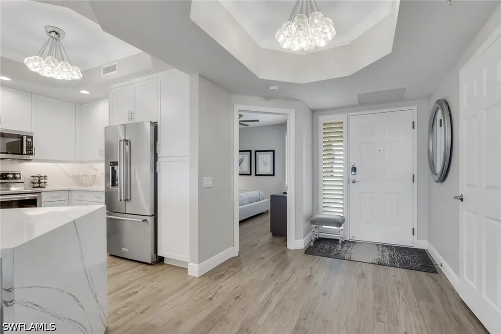 420 Cove Tower Drive Naples FL 34110
