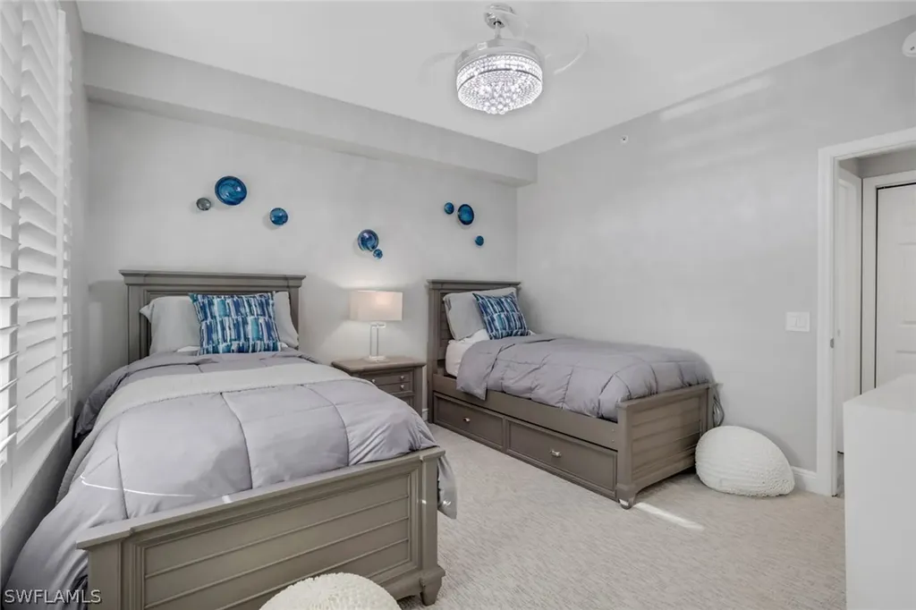 420 Cove Tower Drive Naples FL 34110
