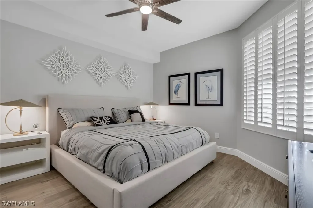 420 Cove Tower Drive Naples FL 34110