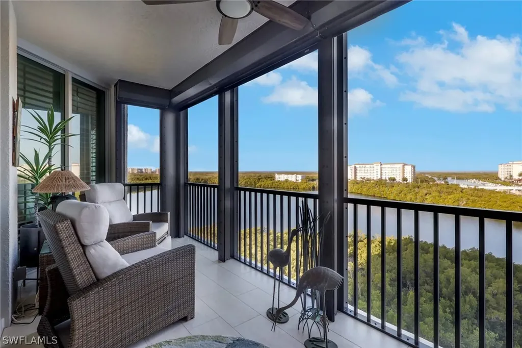420 Cove Tower Drive Naples FL 34110
