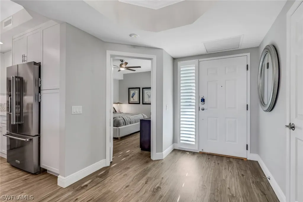 420 Cove Tower Drive Naples FL 34110