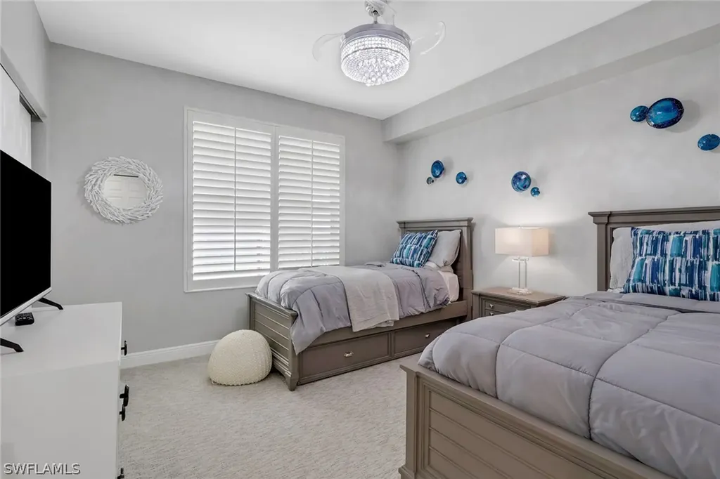 420 Cove Tower Drive Naples FL 34110