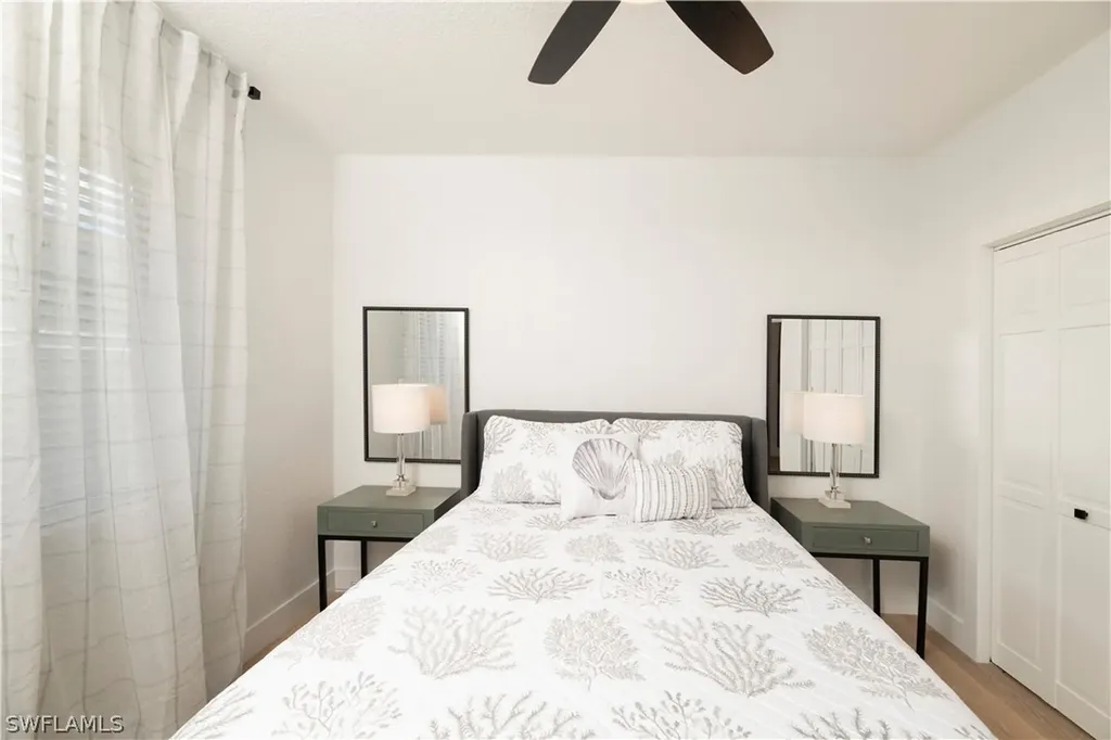 823 96th Avenue N Naples FL 34108