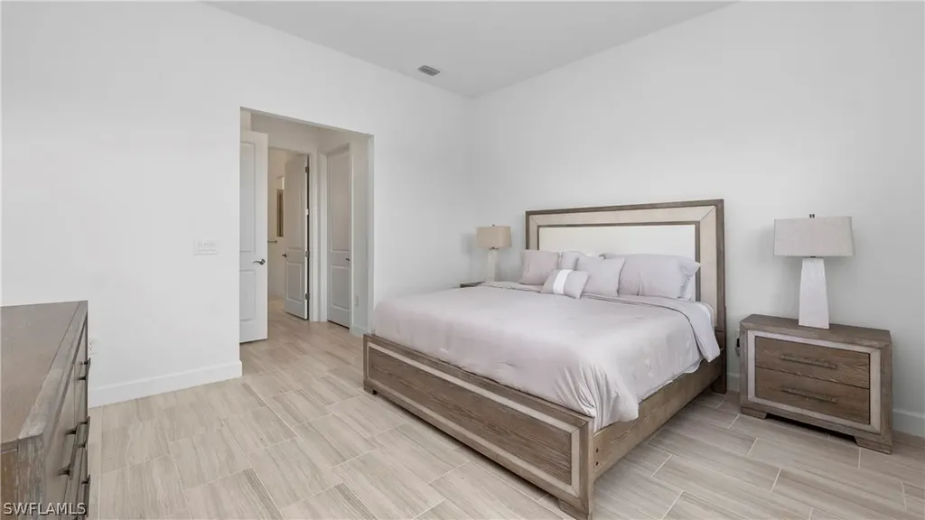1905 Fresno Avenue Naples FL 34120