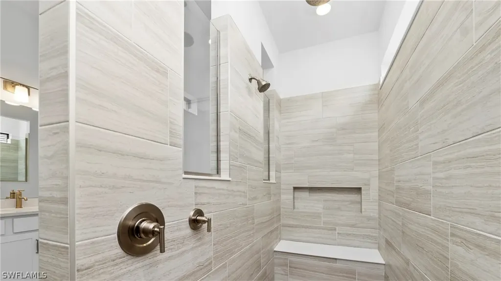1905 Fresno Avenue Naples FL 34120