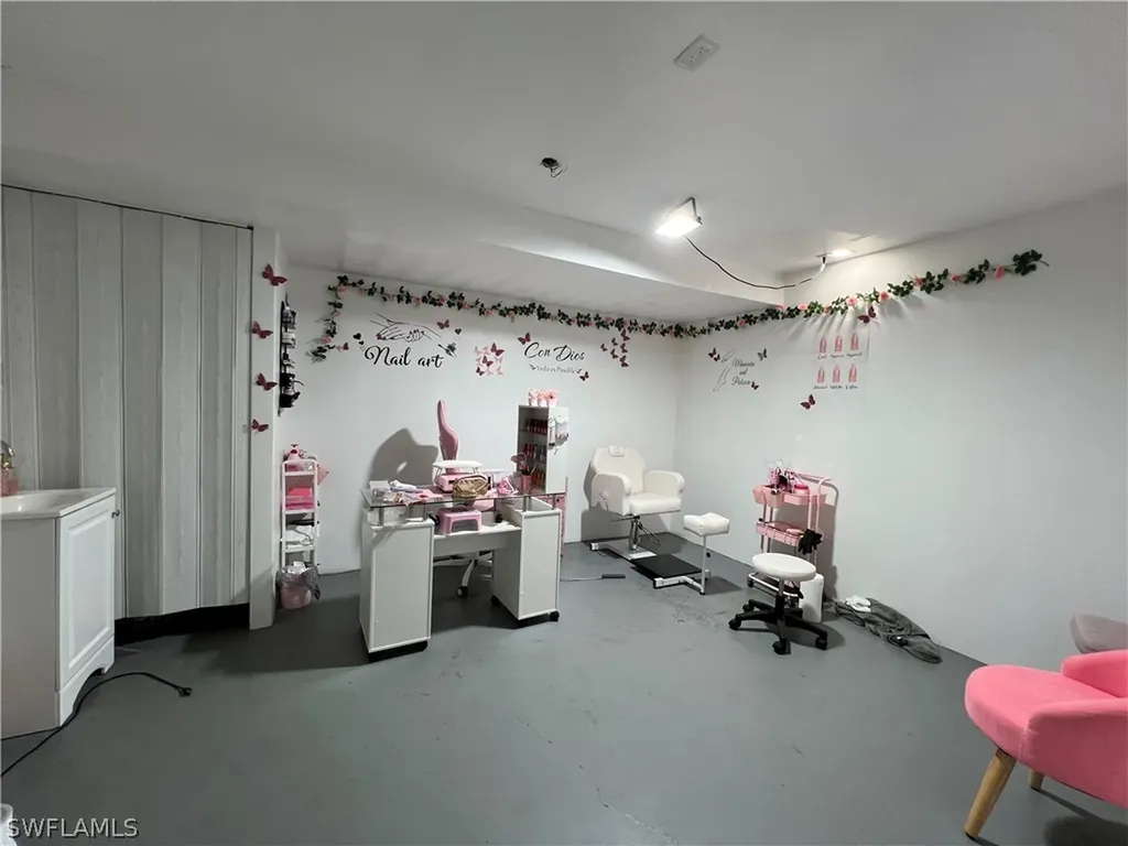 3767 Golden Gate Boulevard E Naples FL 34120