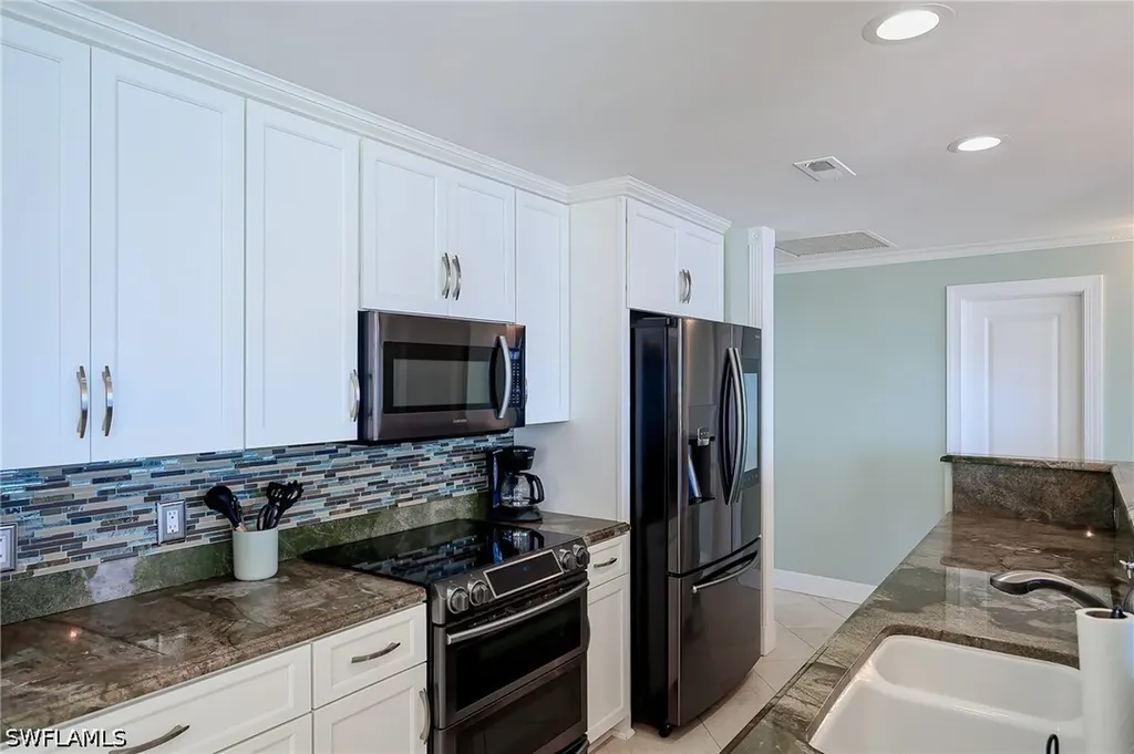 4001 Gulf Shore Boulevard N Naples FL 34103