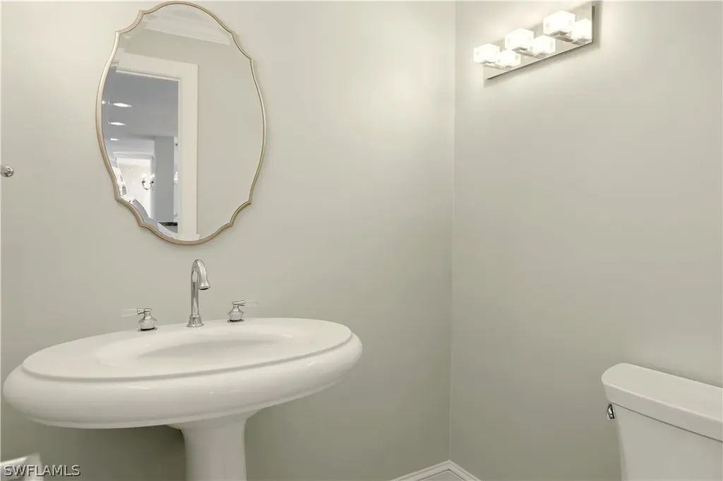 4001 Gulf Shore Boulevard N Naples FL 34103