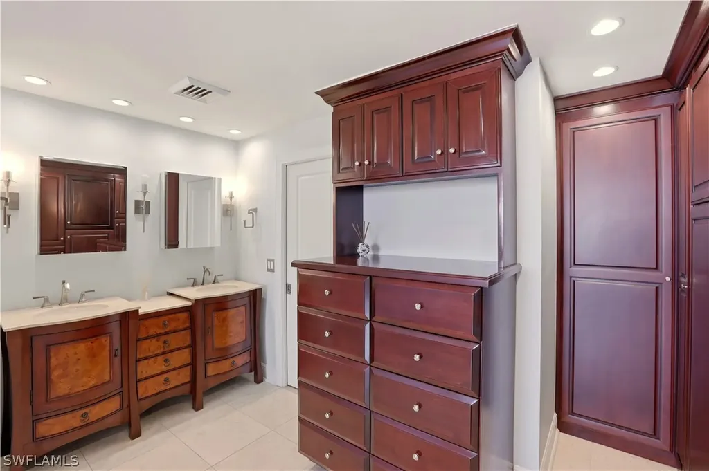 4001 Gulf Shore Boulevard N Naples FL 34103