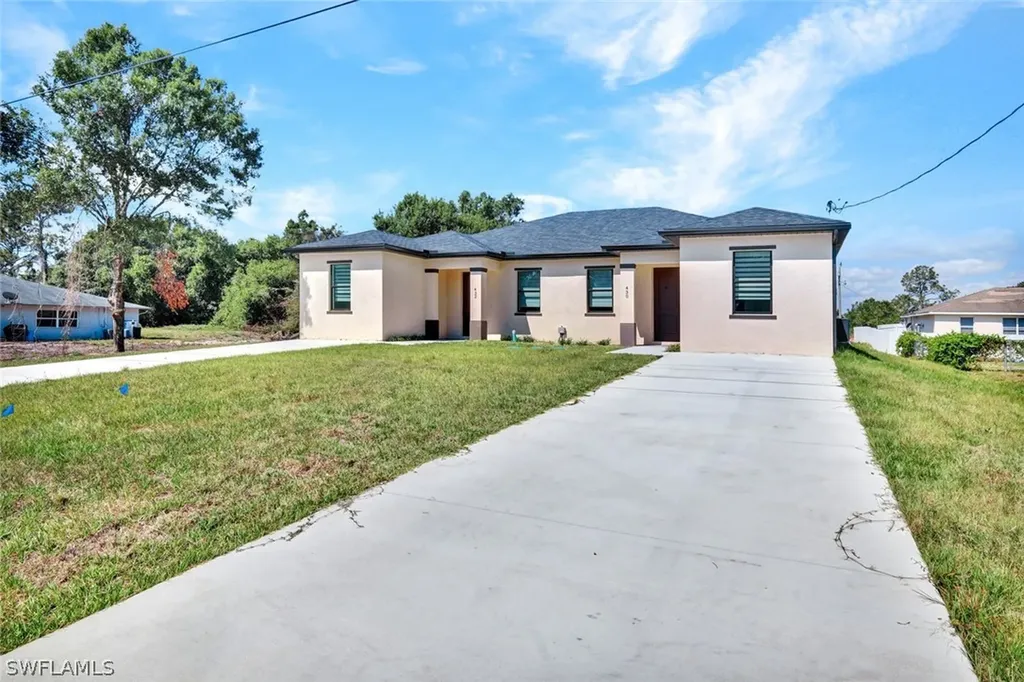 430/432 Bell Boulevard S Lehigh Acres FL 33974