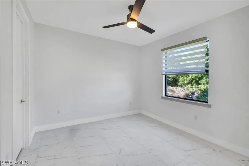 430/432 Bell Boulevard S Lehigh Acres FL 33974