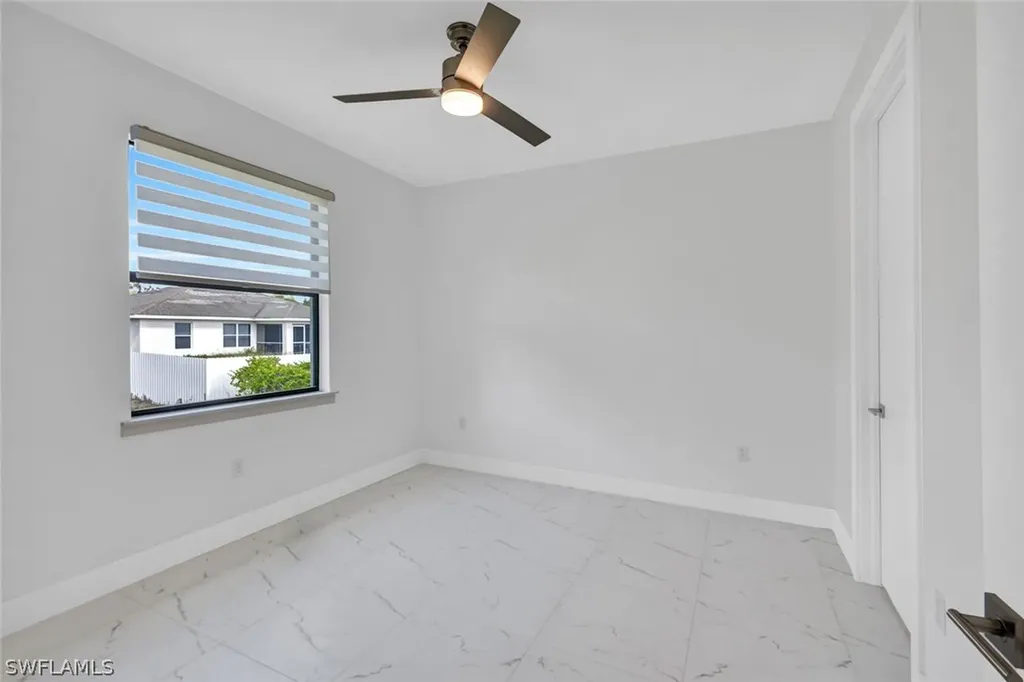 430/432 Bell Boulevard S Lehigh Acres FL 33974