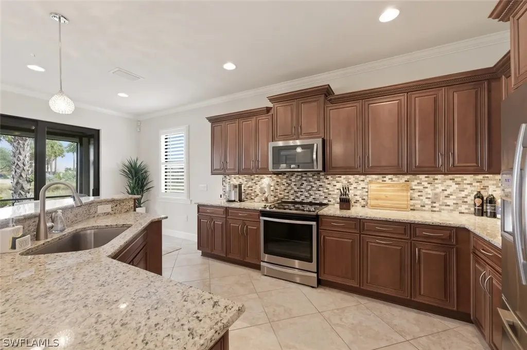 12049 Covent Garden Court Naples FL 34120