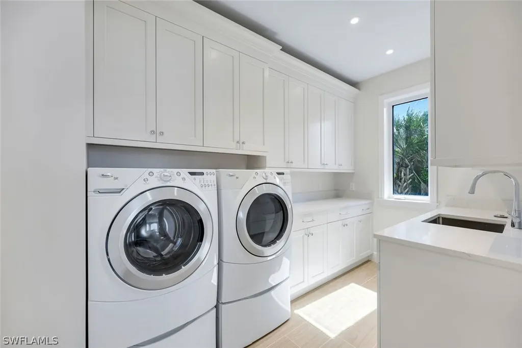 4265 W Gulf Drive Sanibel FL 33957