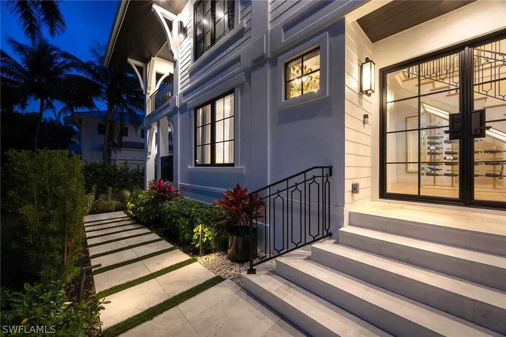 1355 4th Street S Naples FL 34102