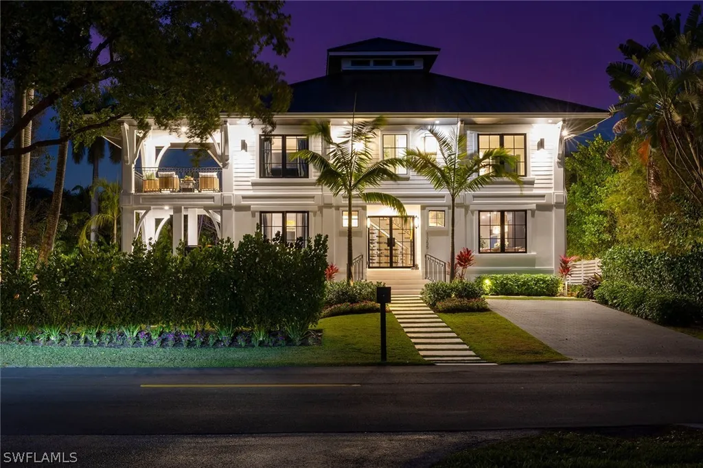 1355 4th Street S Naples FL 34102