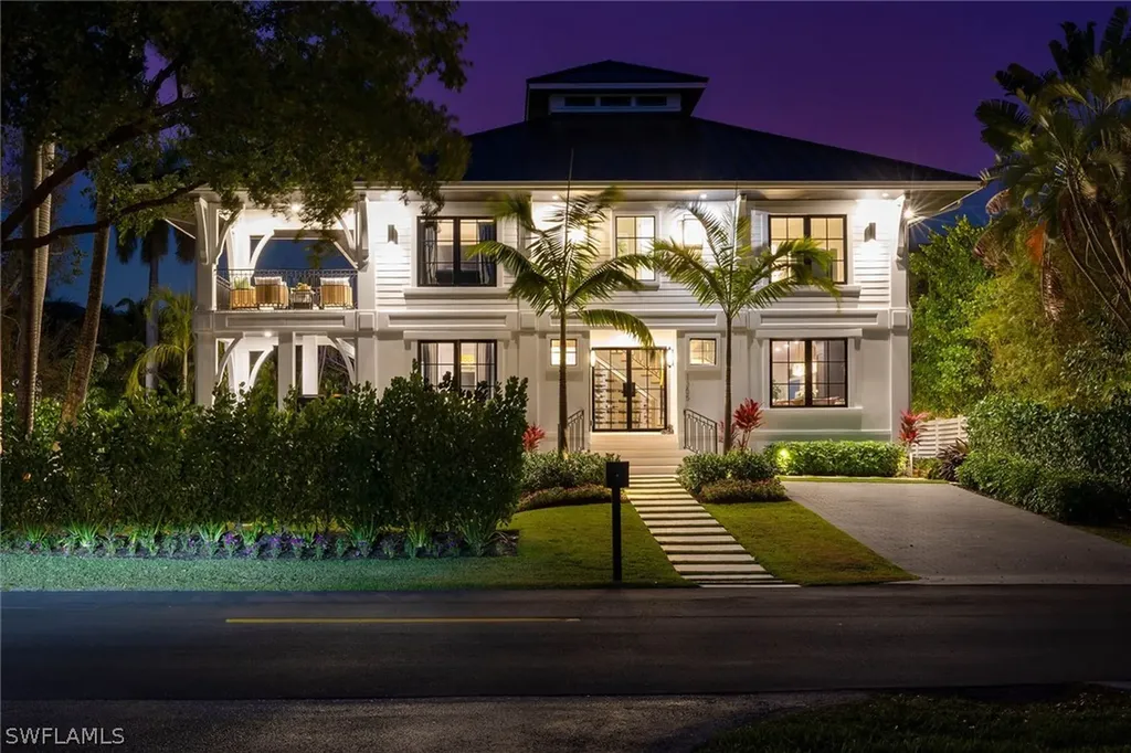 1355 4th Street S Naples FL 34102