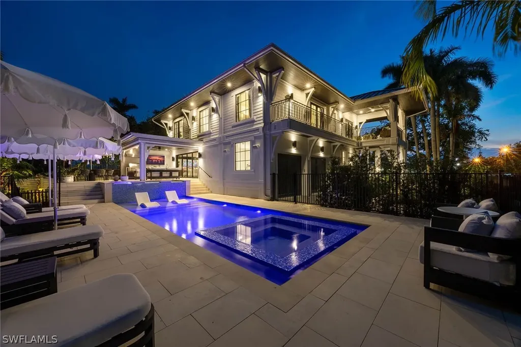 1355 4th Street S Naples FL 34102