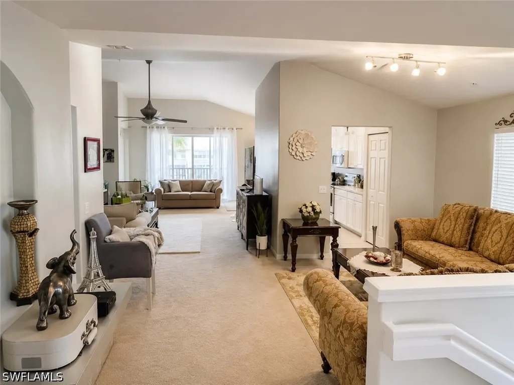 1280 Henley Street Naples FL 34105