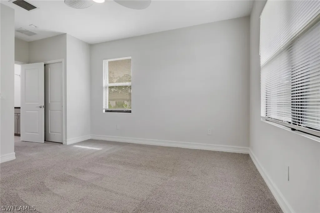 7501 Carnegie Way Naples FL 34119