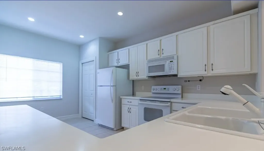 9113 Michael Circle Naples FL 34113