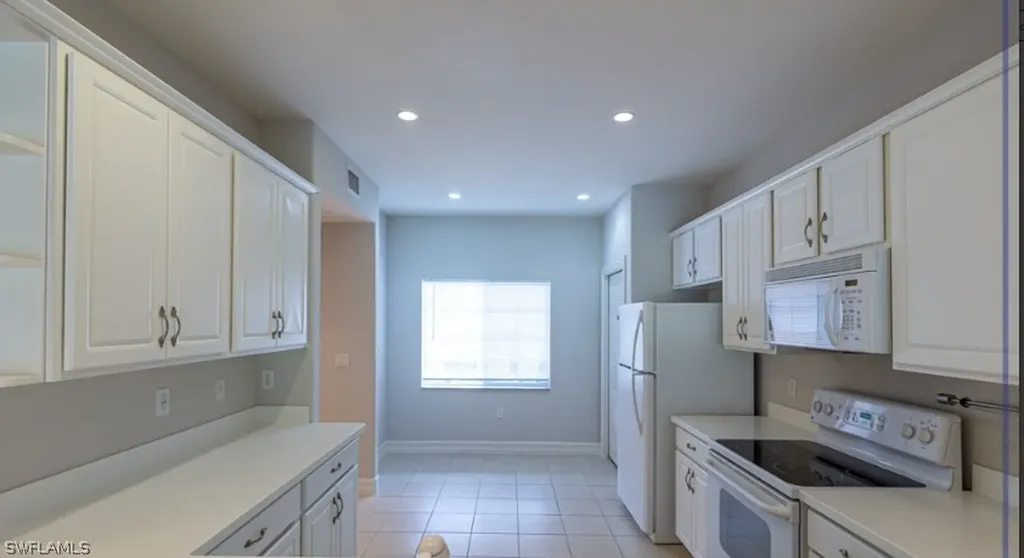 9113 Michael Circle Naples FL 34113
