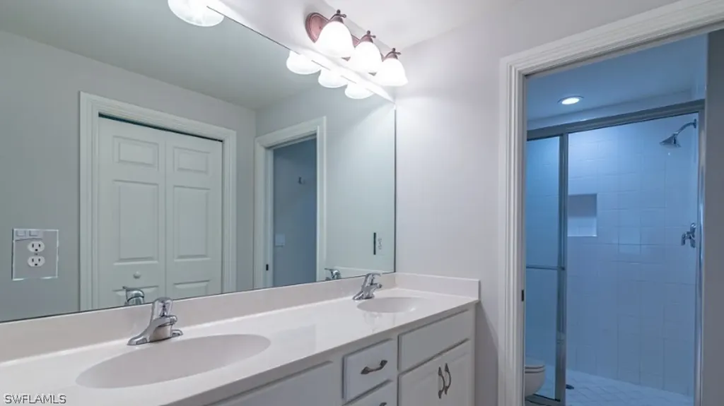 9113 Michael Circle Naples FL 34113
