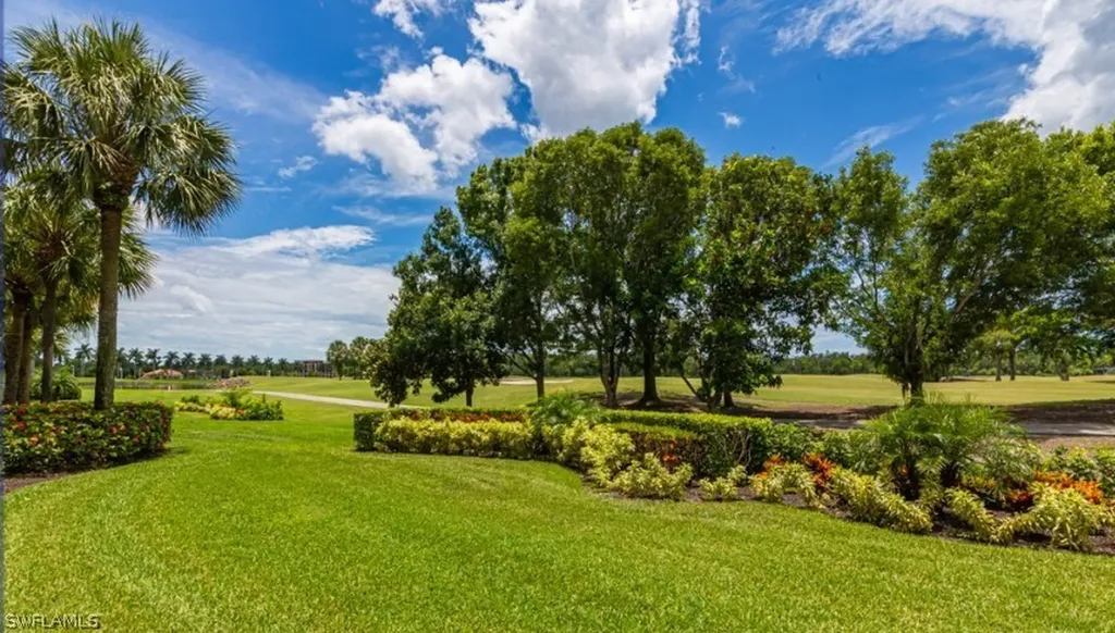 9113 Michael Circle Naples FL 34113