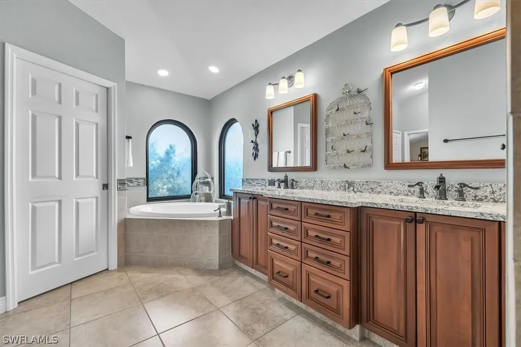 330 NE 20th Street Cape Coral FL 33909