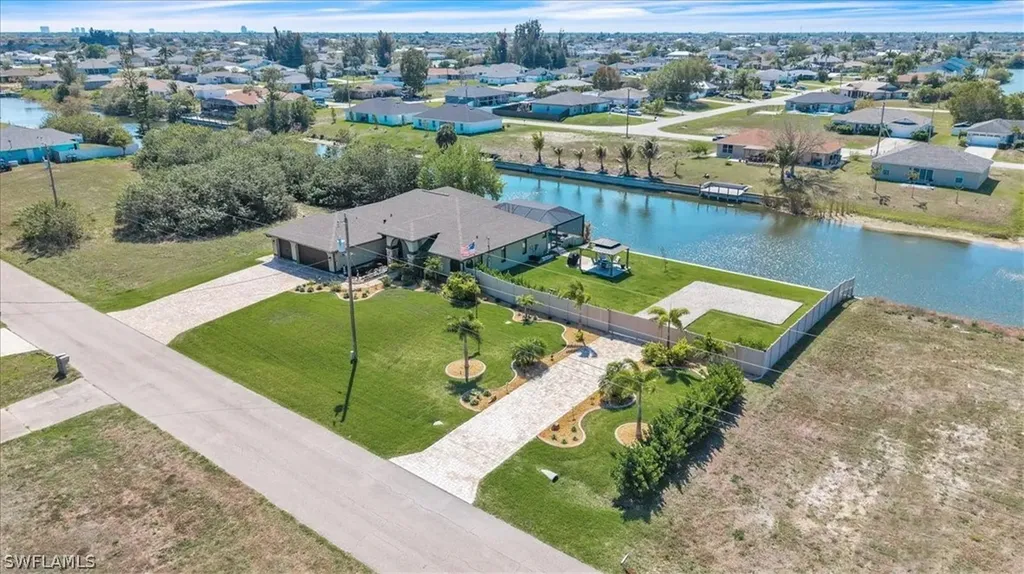 330 NE 20th Street Cape Coral FL 33909