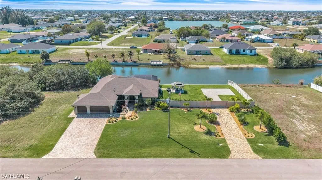330 NE 20th Street Cape Coral FL 33909