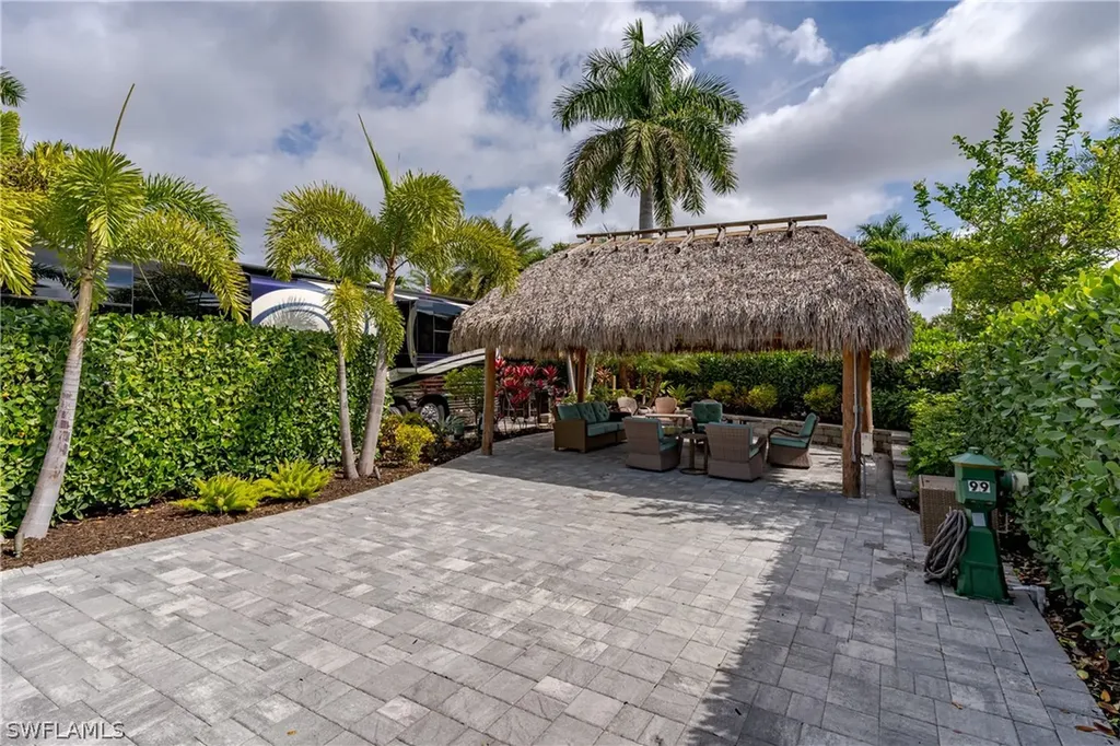 13550 Snapper Lane Naples FL 34114
