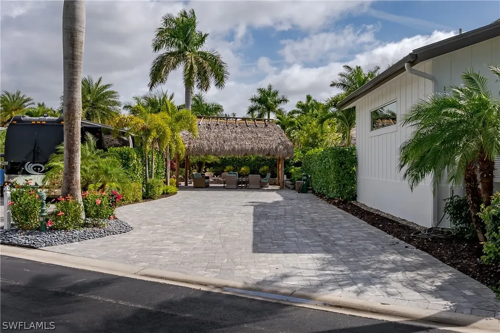 13550 Snapper Lane Naples FL 34114