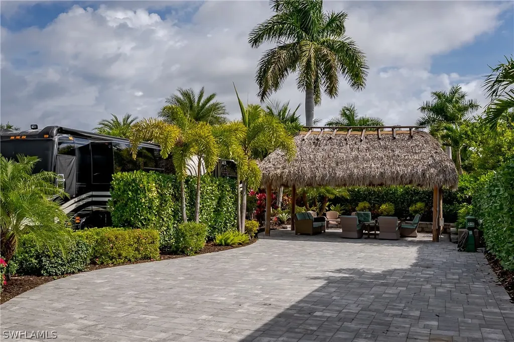 13550 Snapper Lane Naples FL 34114