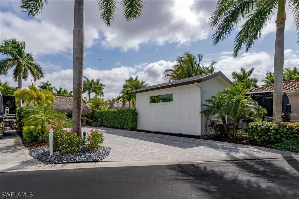 13550 Snapper Lane Naples FL 34114
