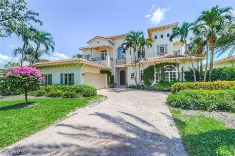 2052 Isla Vista Lane Naples FL 34105