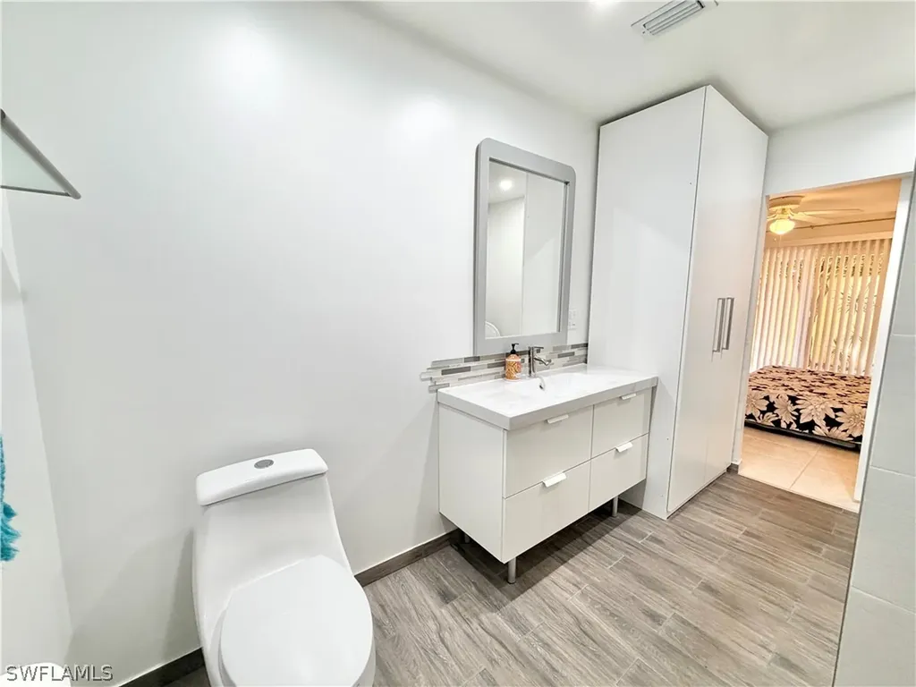 136 Harrison Road Naples FL 34112