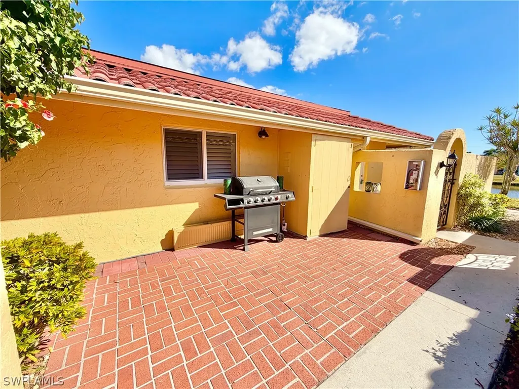 136 Harrison Road Naples FL 34112