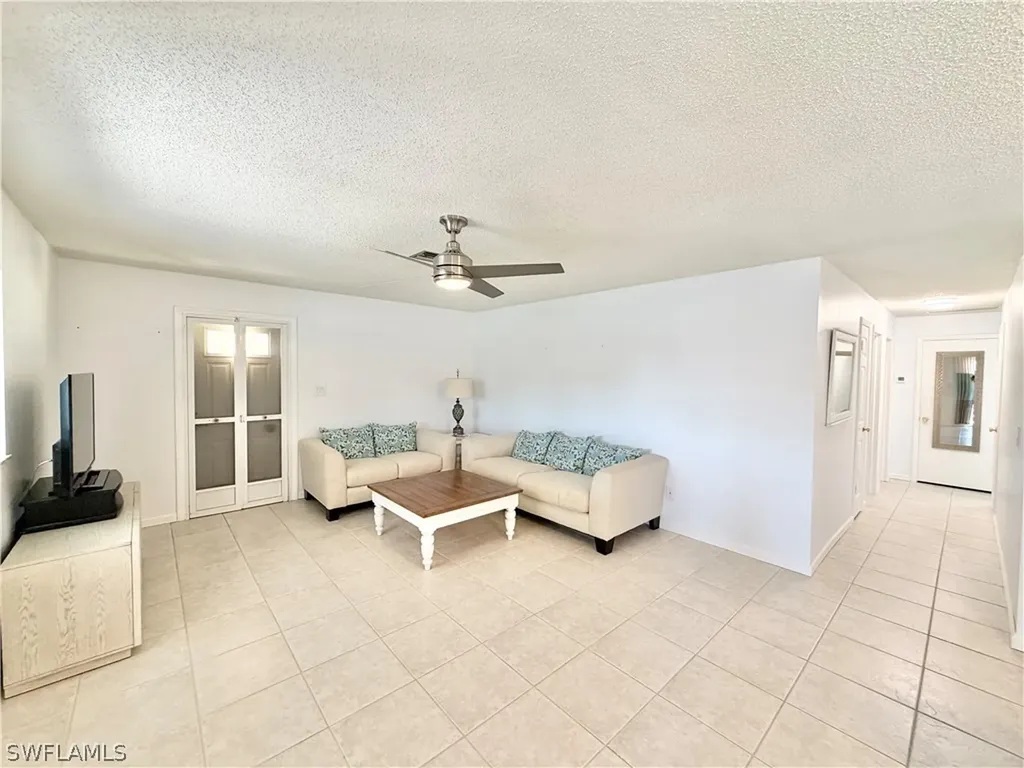 136 Harrison Road Naples FL 34112