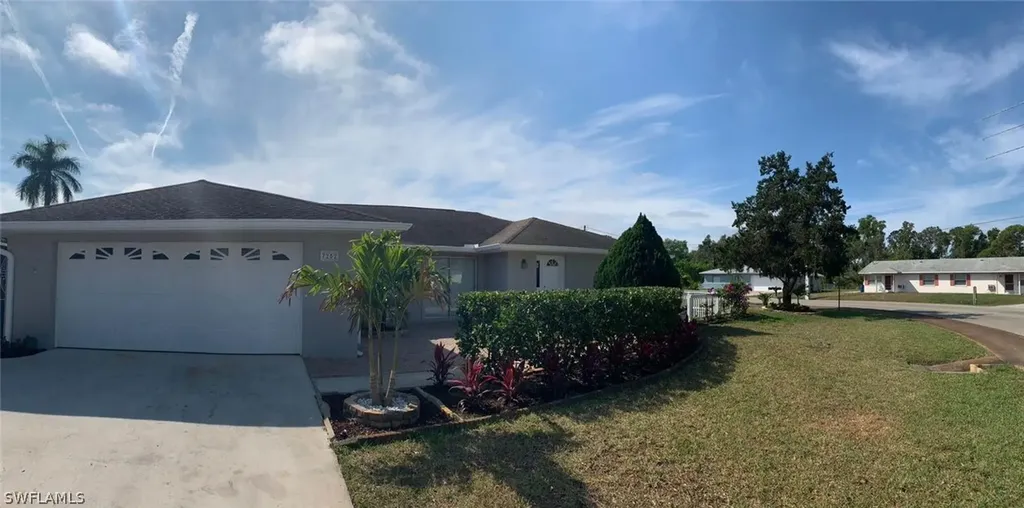7252 Pebble Beach Road Fort Myers FL 33967